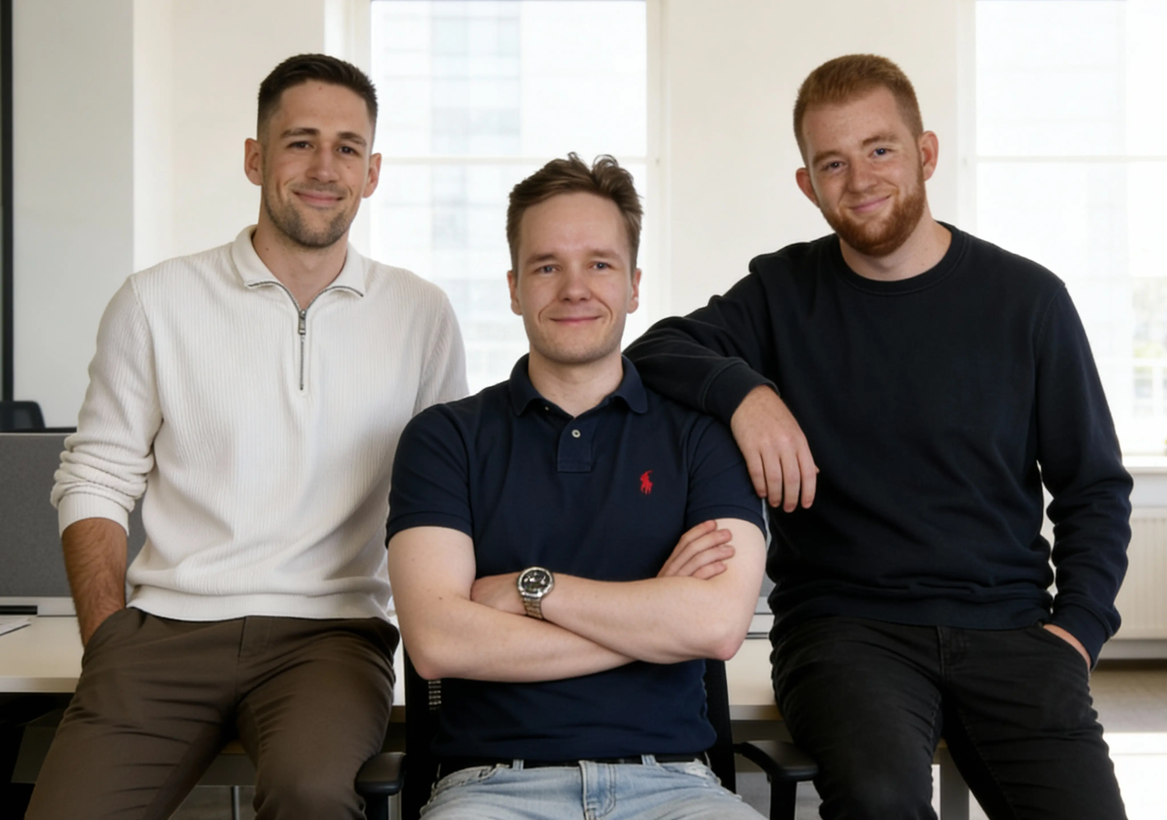 Bild von den drei Gründern von Lixify, Jonas Freudenberg, Tim Grundtner und Max Höwelberend